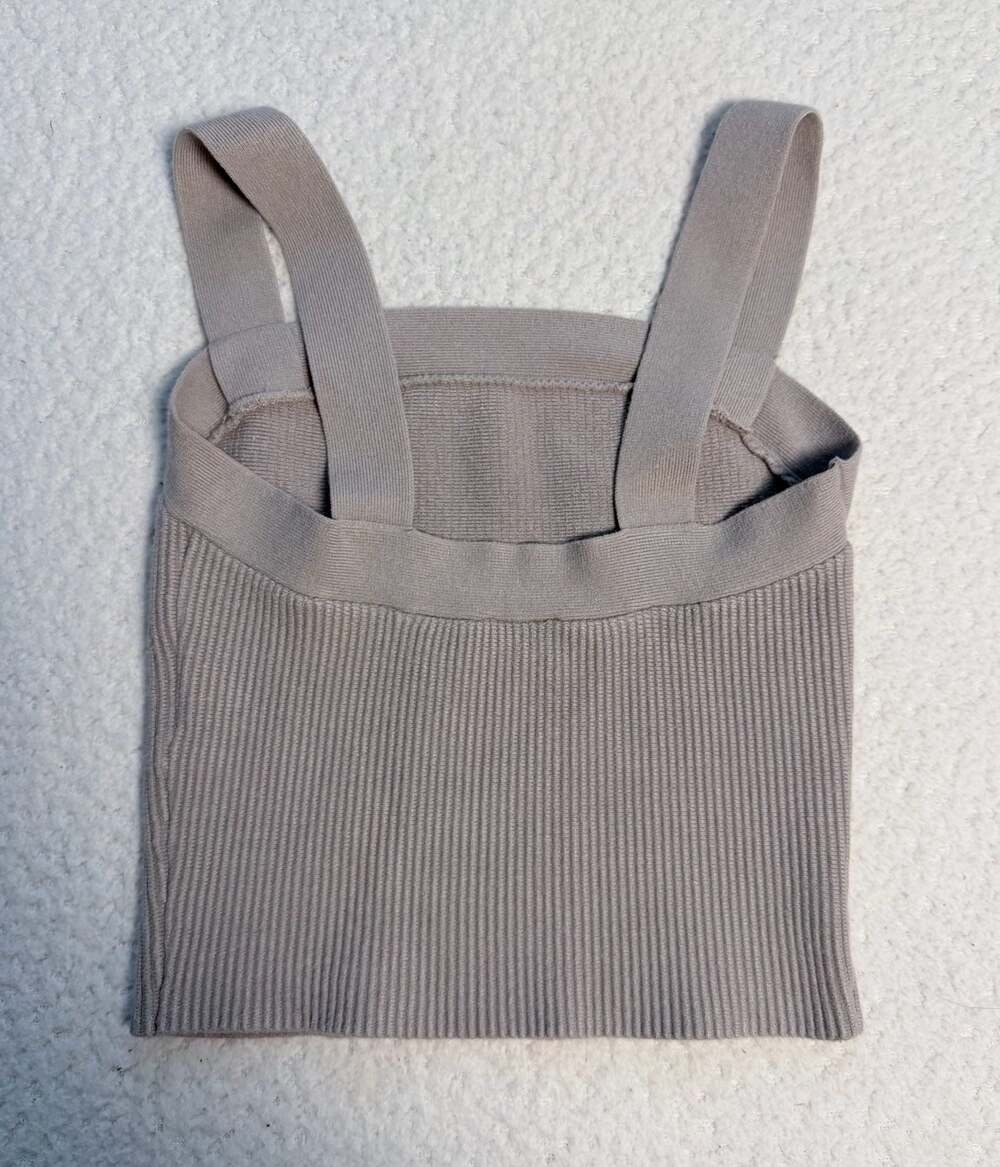 Abercrombie & Fitch Women's Cropped Taupe Ribbed Square Neck Knit Tank Top - Picture 2 of 3
